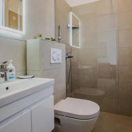 דירה The Martinez House -