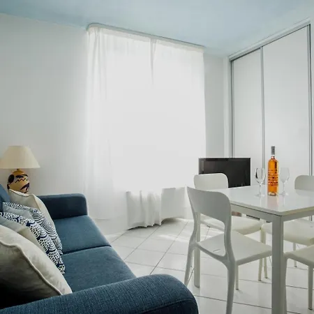 アパート The Martinez House - *