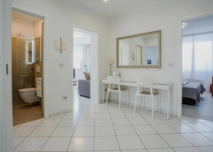 The Martinez House - דירה